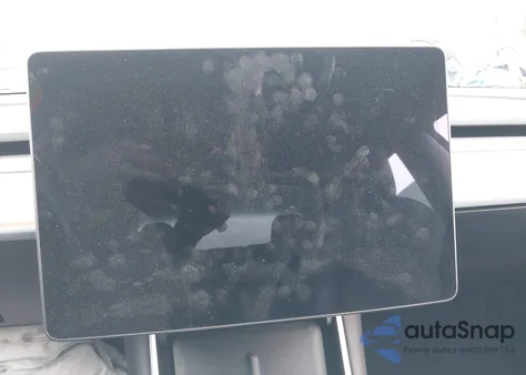 2018 Tesla Model 3 Long Range/Mid Range из США, поврежденный, VIN 5YJ3E1EA4JF015853